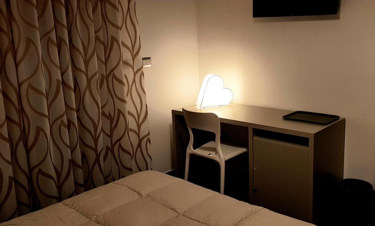 Raja Rooms Alife Eksteriør bilde